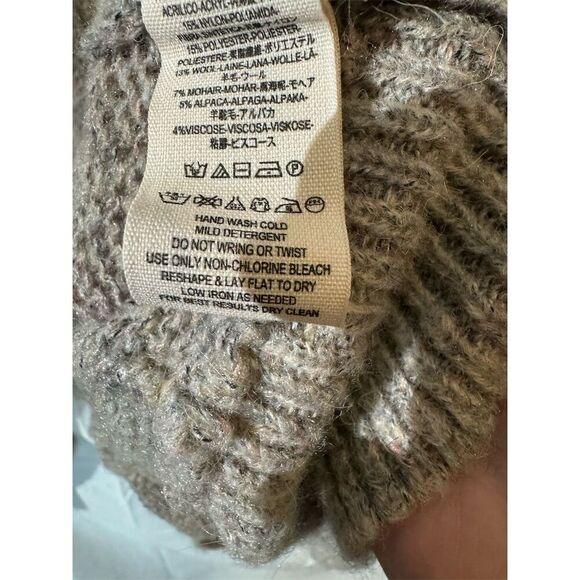 Free People Gray Wrap Front Knit Mohair Alpaca Wool Blend Sweater M Boho Chic - Picture 11 of 11